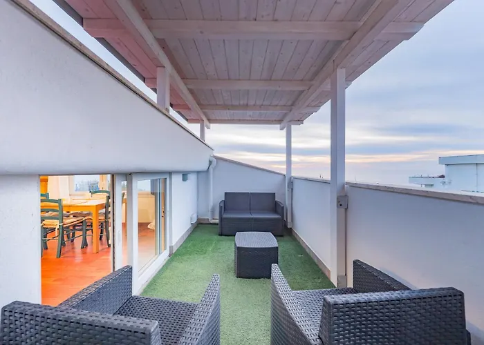 Orizzonte In Blu * Анцио